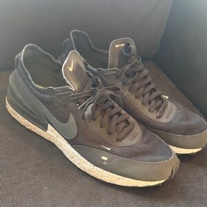 Nike Men's Black and Gray Sneakers Waffle